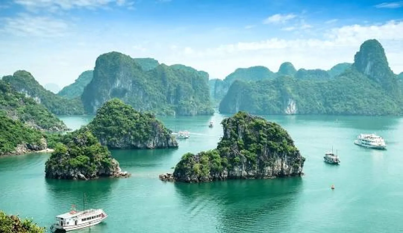 Có thể chuyển visa du lịch sang visa lao động tại Việt Nam không?